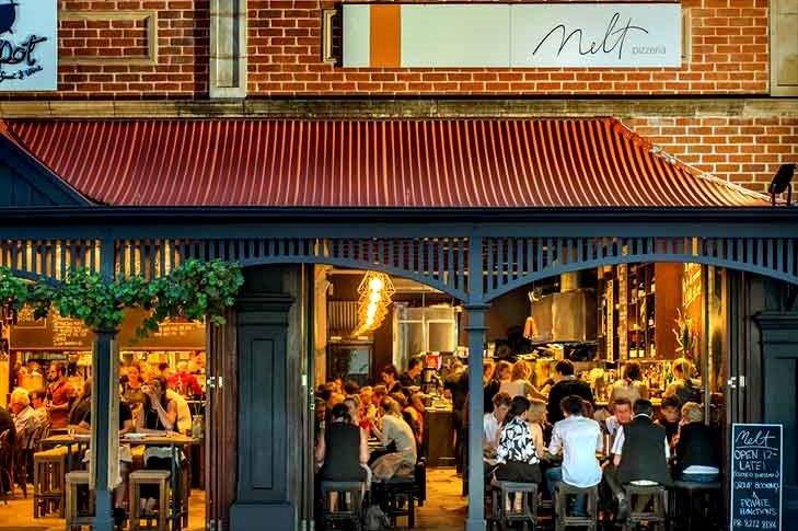 Rasakan Kehangatan Italia di Hyde Park Italian Restoran dan Bar